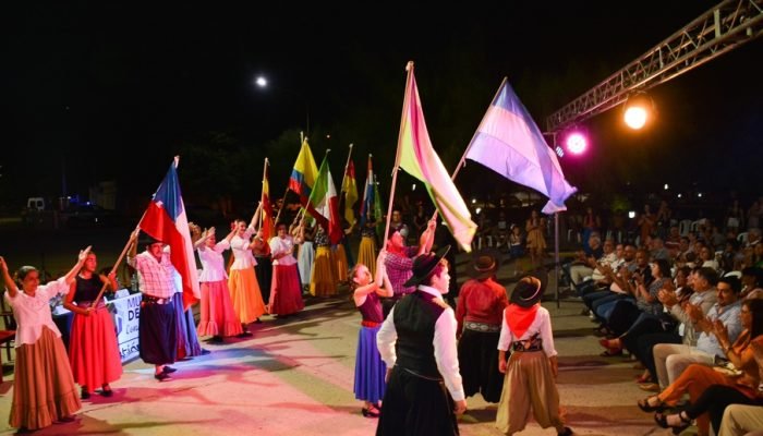 Festi-Bal de Culturas Inmigrantes