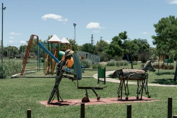 Recorrido de esculturas La Puerta